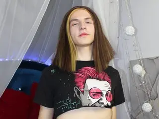 Free shows AlonMoore