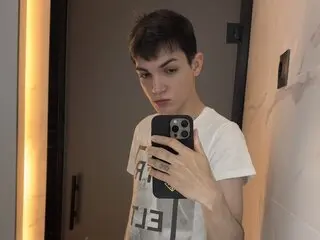 Photos camshow MatthewTwitty